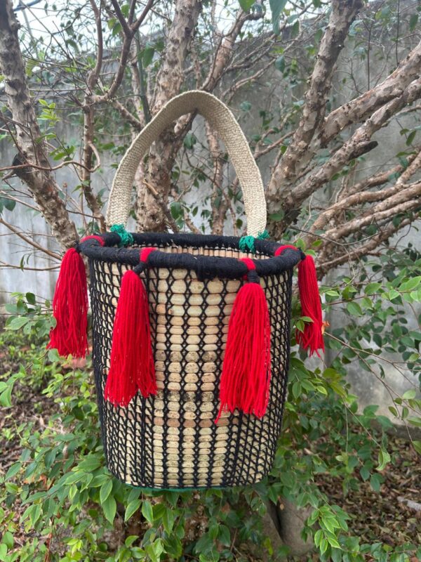 PANEIRO TRADICIONAL KAYAPÓ DE FIBRA DE BURITI